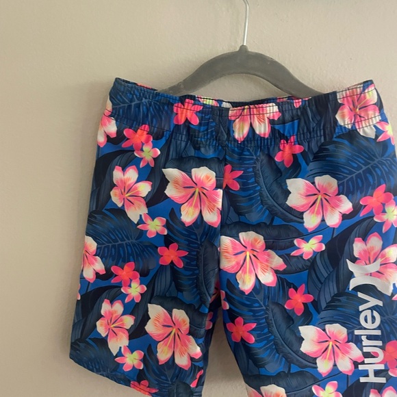 Boys Hurly Floral Print Swim Trunks Size 5 - Picture 4 of 7